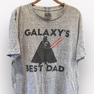 🇪🇸🐠Star Wars Galaxy’s Best Dad Darth Vader Father’s Day novelty t-Shirt BUDGET